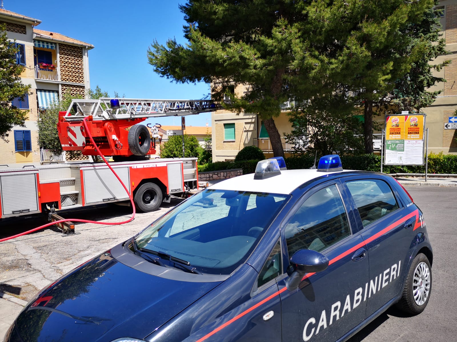 Freccia di balestra conficcata nella testa: 64enne trovato vivo in casa e soccorso dopo due giorni