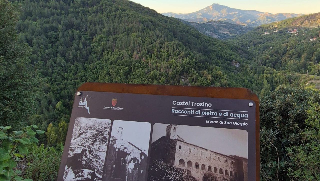 Castel Trosino si racconta in una mostra diffusa e multisensoriale