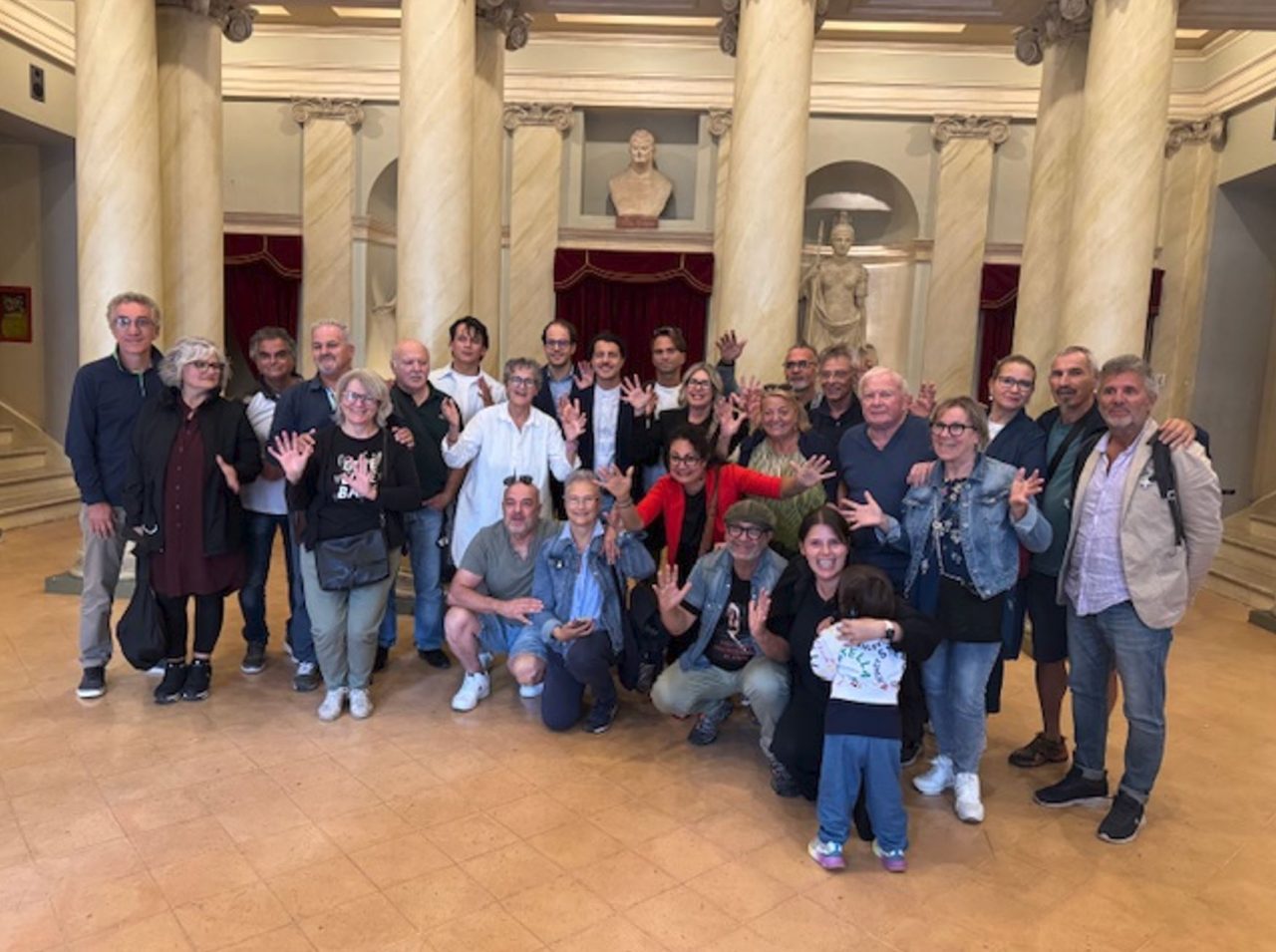 “Maurizio e la pallina rossa”: quando il teatro diventa luogo di inclusione