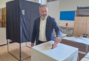 Affluenza bassa ad Acquasanta, il sindaco Stangoni: «Dato fuorviante, penalizzati dagli oltre 1.400 residenti all’estero»