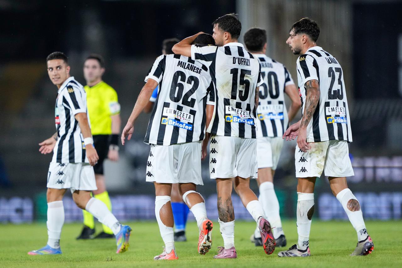 Ascoli-Pineto 3-0, la voce dei tifosi dopo la prima vittoria in casa <span> (Video) </span>