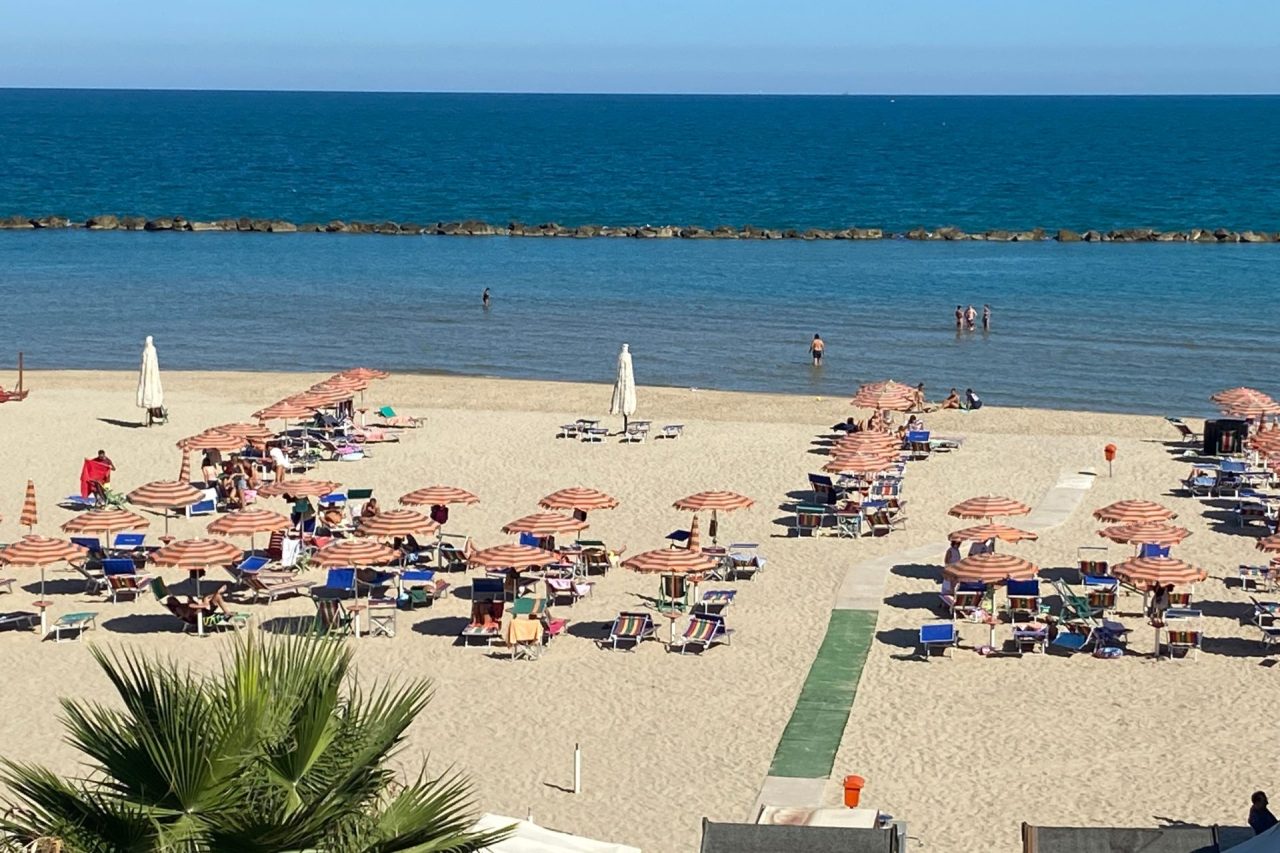Estate infinita: le domeniche di settembre si trascorrono al mare
