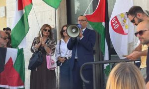 Ricci: «Da Acquaroli nessuna parola su Gaza, noi riconosceremo lo Stato di Palestina»