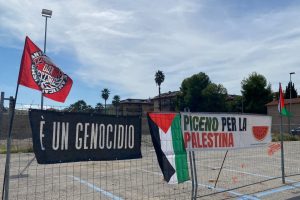 Tanti presenti al presidio di Piceno per la Palestina a San Benedetto Tanti presenti al presidio di Piceno per la Palestina a San Benedetto