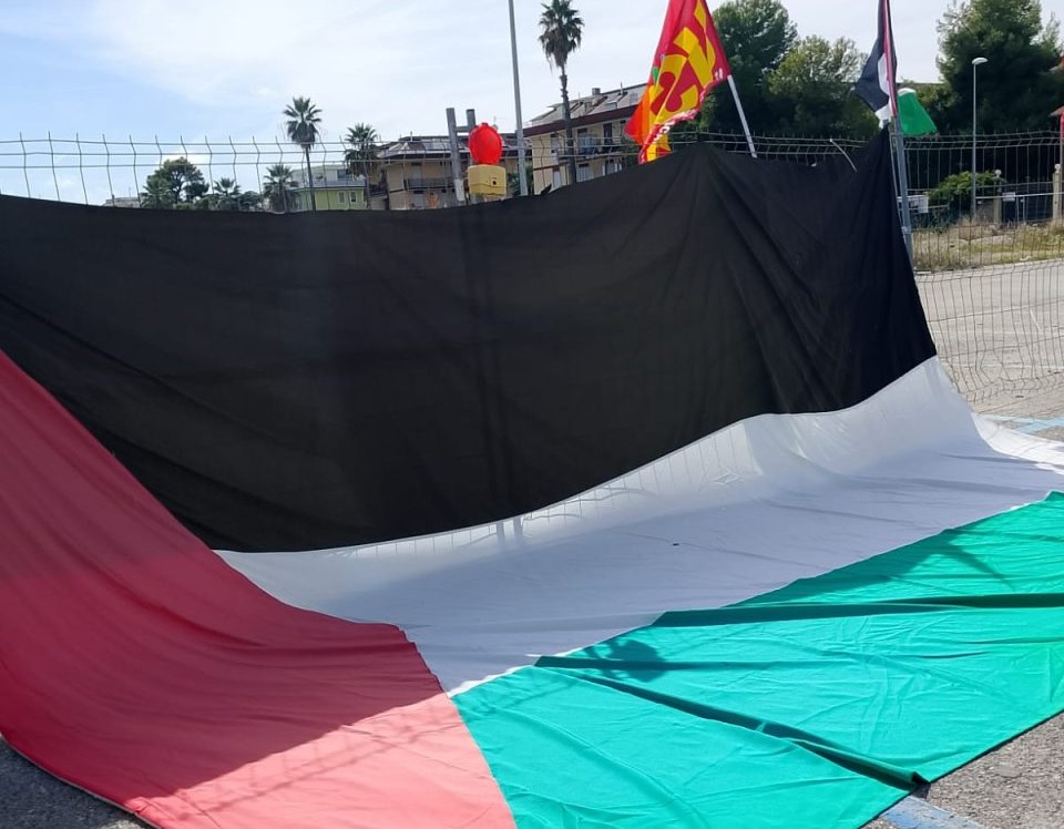 “Made in Italy. Per l’industria del genocidio”: incontro su Palestina, commercio di armi e riarmo