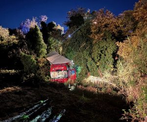 Camion sfonda guardrail in A14 e finisce nella scarpata (<Span>Foto</span> e <span>Video</span>)