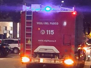 Vigili del fuoco in azione tra incidenti e furti: doppio intervento nel Piceno
