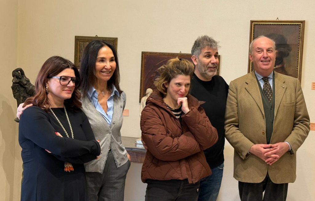  Premio Osvaldo Licini by Fainplast: la vincitrice Paola Angelini presenta “Year of the Snake” <span> (Video ) </span>