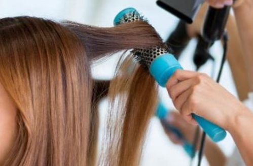 Acconciatori in rete per gli ustionati di Crans Montana: parte la raccolta di capelli solidale promossa da Confartigianato