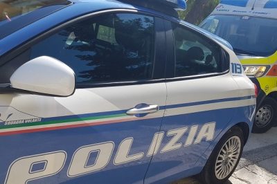 Trovate senza vita due persone: una in casa, l’altra in auto