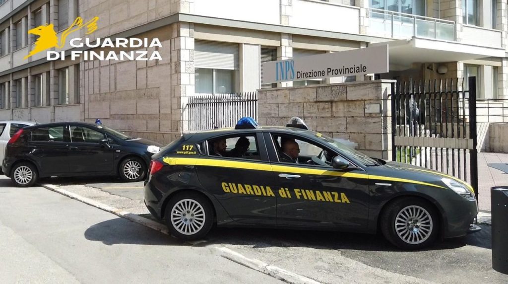 Indebita percezione del reddito di cittadinanza: 26 denunciati nel Piceno, tra loro anche detenuti 