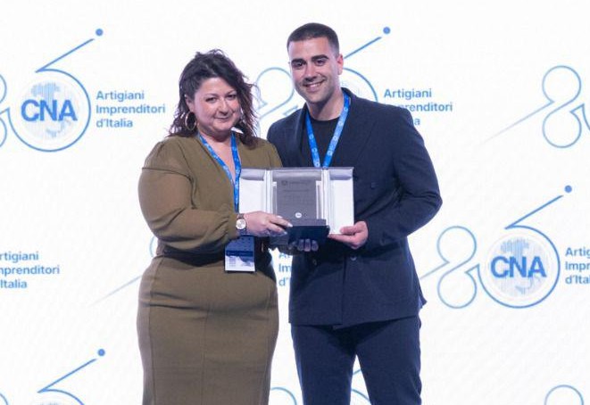 Passaggio generazionale, Mattia Ballatori premiato al Cna Next