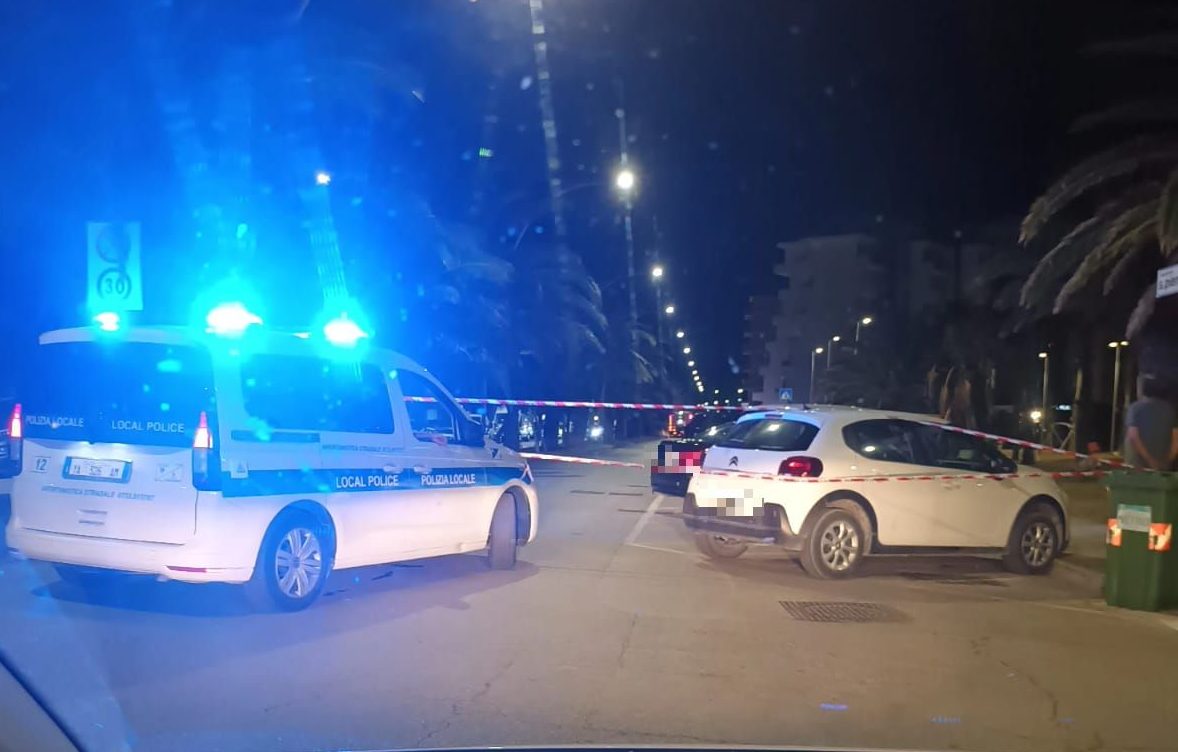 «Dovete licenziare la mia ex» <br> Stalking ai gestori dello chalet <br> e incendiata la loro auto