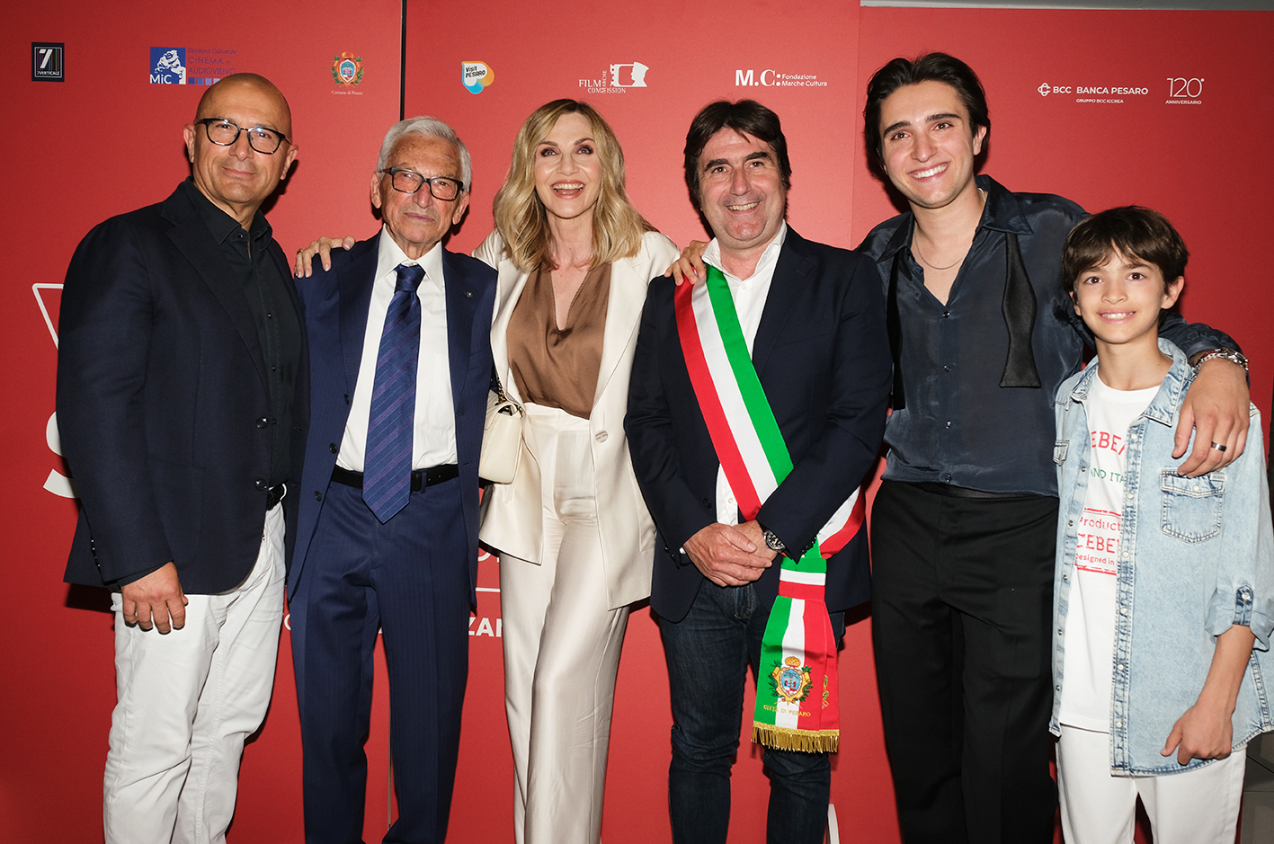 Successo per l’anteprima nazionale del docufilm su Valter Scavolini. Agostini: «Esempio virtuoso che lascia un segno autentico»