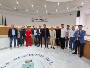 Elezioni, Mozzoni avanti tutta: è il nuovo sindaco di San Benedetto <span> (Video e foto) </span>