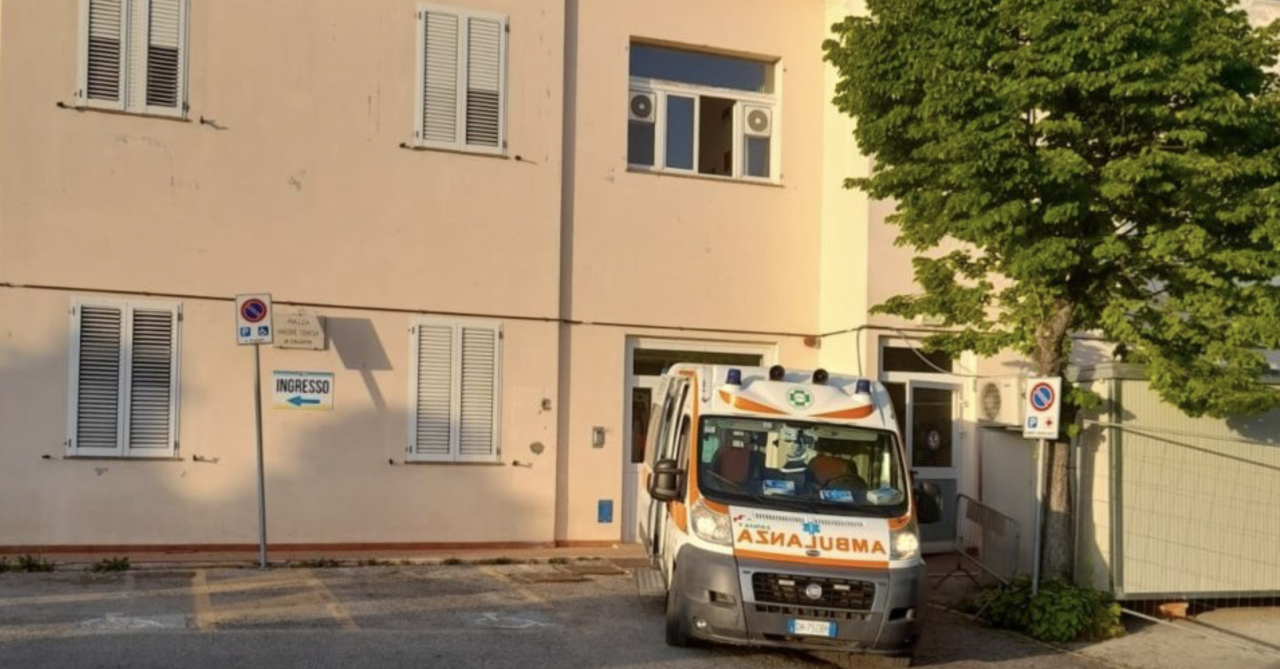 È scontro tra l’Rsa di Ripatransone e l’Ast: «Cambiano turni per non assumere»