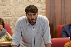 Arengo, Dominici: «Nella maggioranza solo contraddizioni e scontri interni»