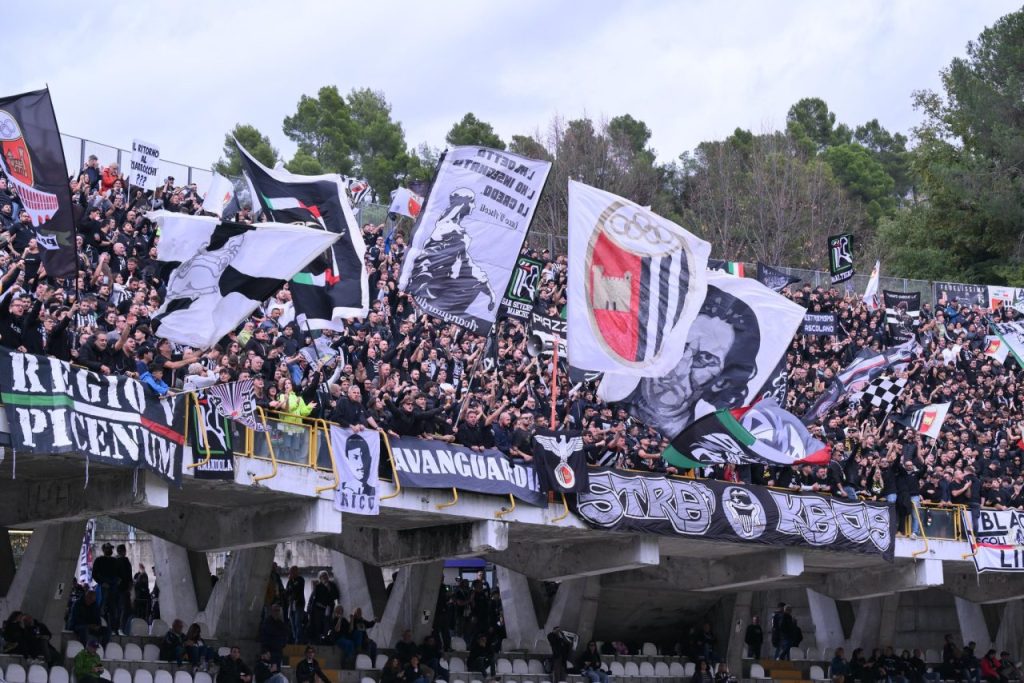 Brescia – Ascoli cresce l’attesa: «E’ una finale e il cuore comincia già ad agitarsi» <span> (Video) </span>