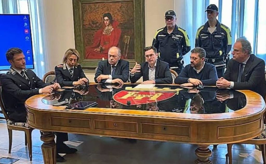 Sicurezza, Fioravanti scende in campo: «Ai cittadini un nuovo numero per le segnalazioni» <span> (Video)