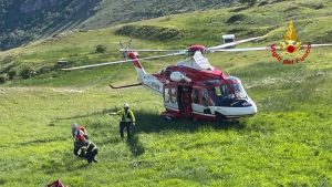 Bloccati in parete sul Monte Vettore, tre escursionisti salvati dai Vigili del fuoco <span> (Video e foto) </span>