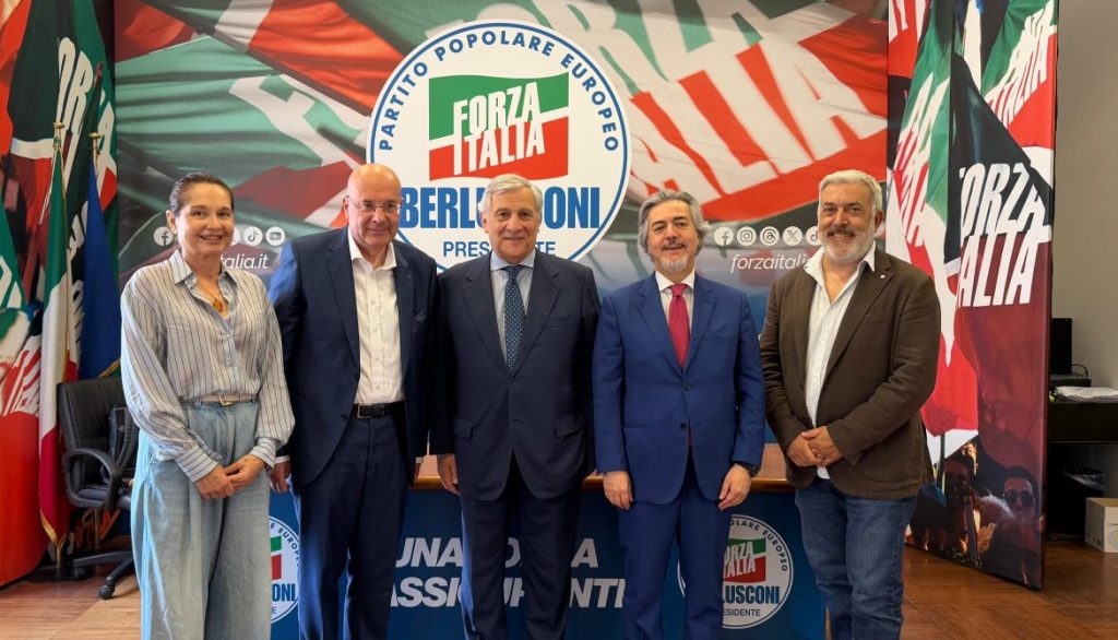 Giovanni Silvestri entra in Forza Italia: ufficializzata l’adesione alla presenza di Tajani