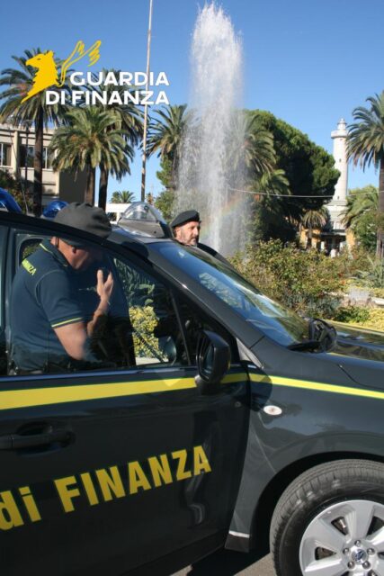 Blitz della Guardia di Finanza in un negozio: sequestrati oltre 200mila prodotti non sicuri