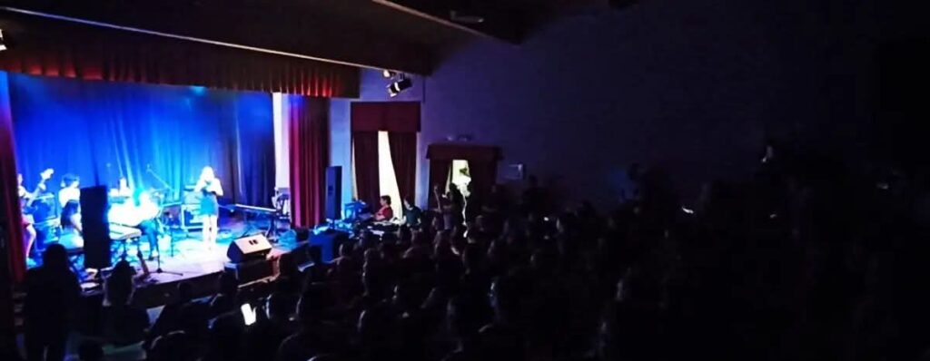 Settanta giovani musicisti sul palco: la scuola “12 Note” chiude l’anno con il saggio finale