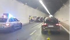 Inizia il grande esodo d’agosto, traffico intenso sulla A14: cinque chilometri di coda dopo un incidente in galleria
