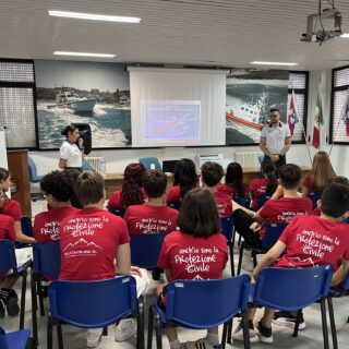 Guardia Costiera, due giorni di lezioni per gli studenti tra prevenzione e tutela del mare