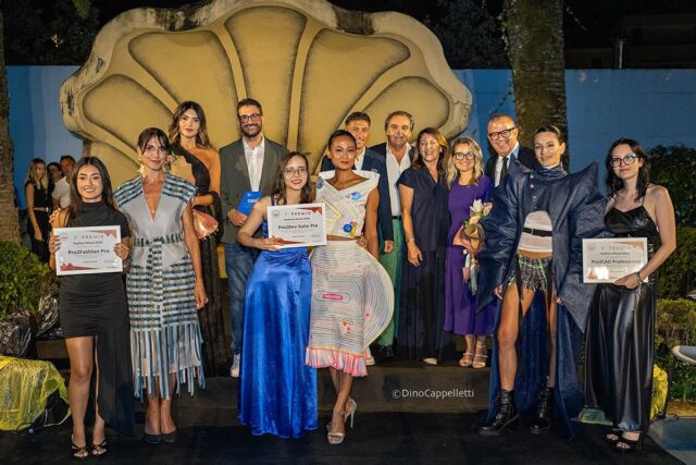 Fashion Mood, la pioggia non ferma il concorso “Futuri stilisti”