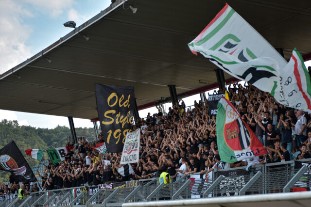 L’Ascoli chiude il ritiro umbro e torna in città: la fotogallery completa dell’amichevole col Frosinone