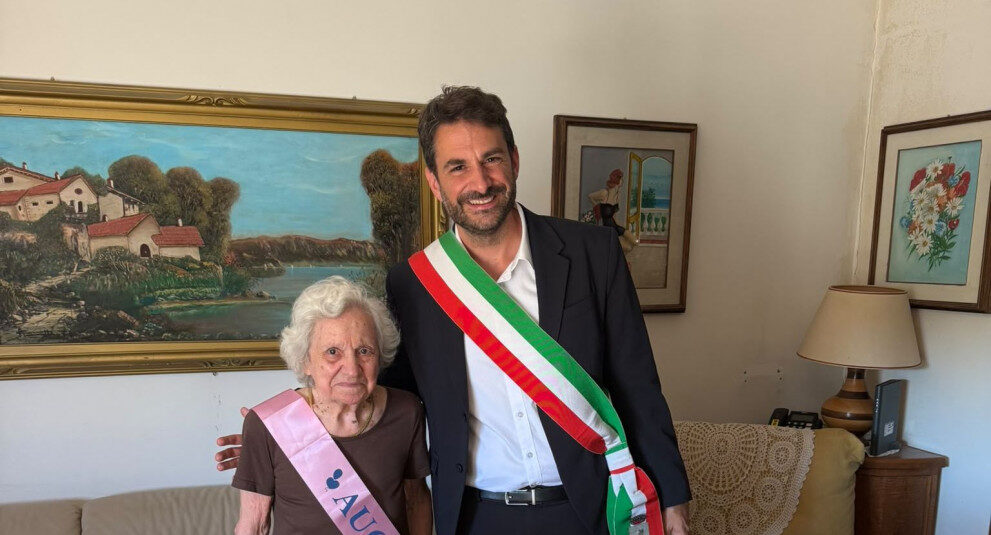 Grande festa per i 100 anni di Ida Porcu: una vita tra Tunisia, Liguria, Sicilia e Riviera delle Palme