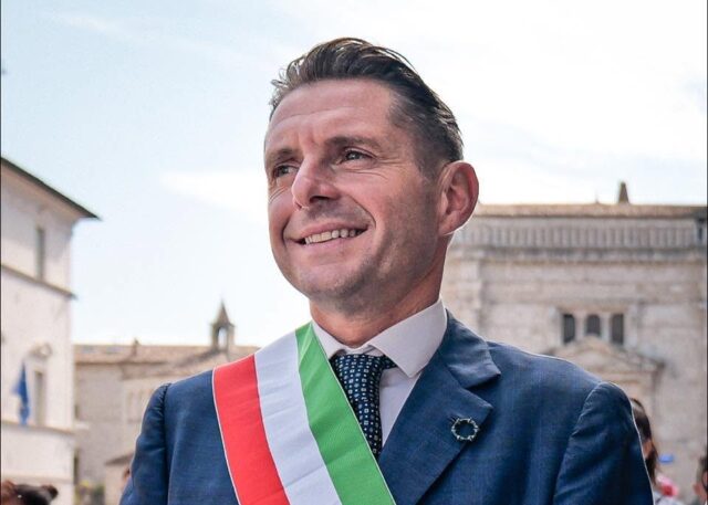 La Giunta comunale ribadisce: «Siamo uniti e compatti»