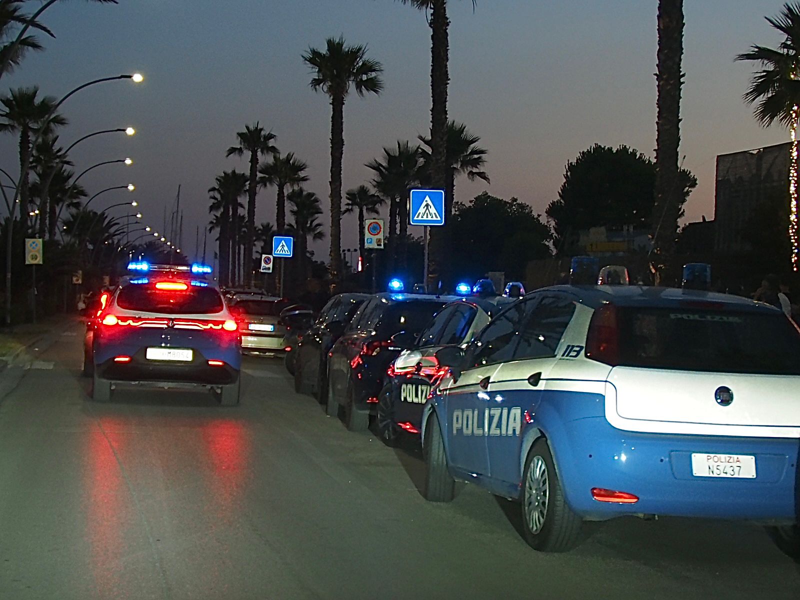 Infastidisce i clienti del pub, picchiato un 54enne