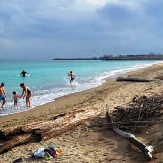 Balneazione vietata, l’allarme parte da lontano: il mare intorno al Tronto continua a preoccupare