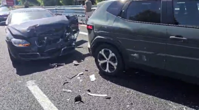 A 14, tamponamento a catena tra San Benedetto e Grottammare: 4 auto coinvolte e 2 feriti