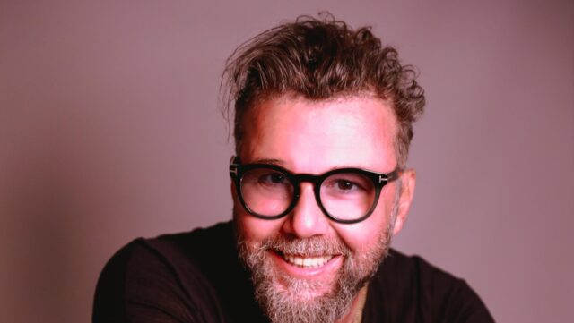 Marchestorie riparte dalla costa: a San Benedetto arriva Paolo Vallesi