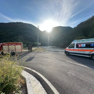 Doppio intervento delle eliambulanze sulle montagne picene: motociclista ferito ad Arquata e donna soccorsa sul Vettore