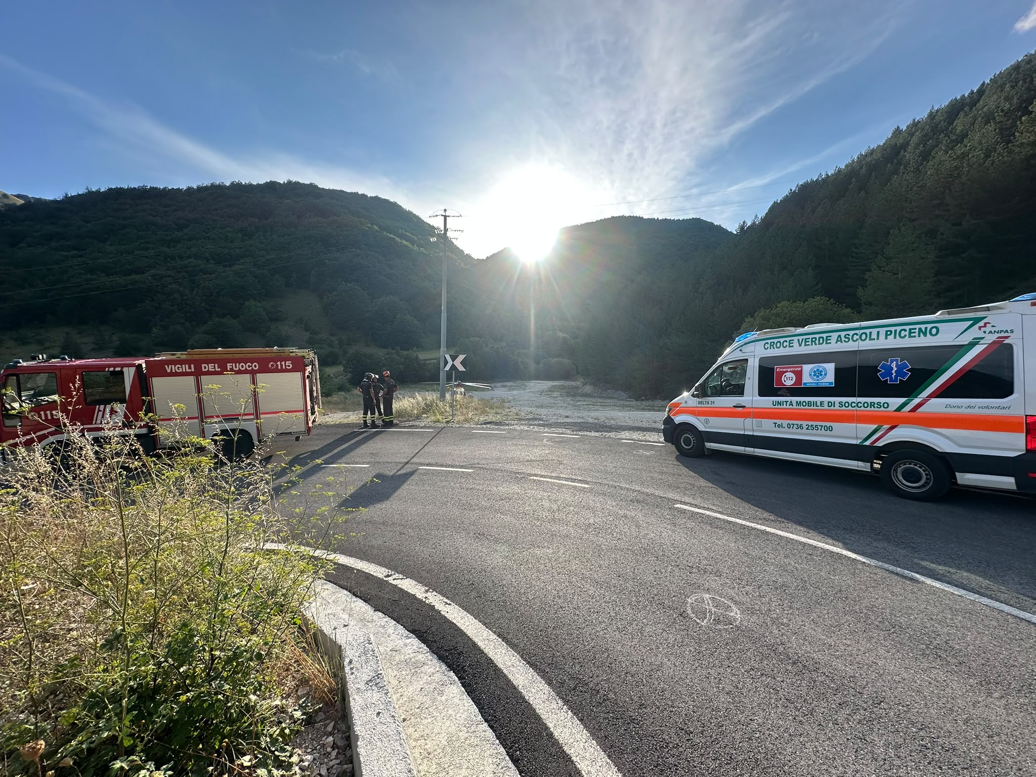 Doppio intervento delle eliambulanze sulle montagne picene: motociclista ferito ad Arquata e donna soccorsa sul Vettore