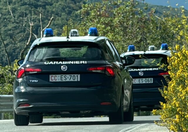 Appostamenti e minacce alla moglie: un 78enne non può stare nelle Marche
