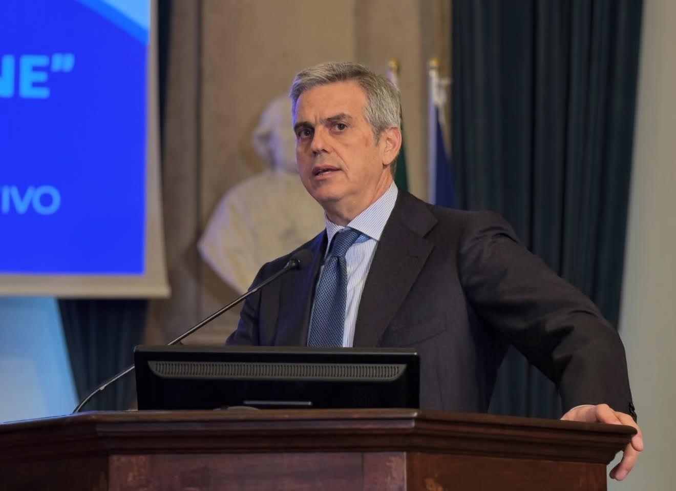 Lupi vicino ai centri abitati, la Regione rafforza monitoraggi e verifiche Lupi vicino ai centri abitati, la Regione rafforza monitoraggi e verifiche