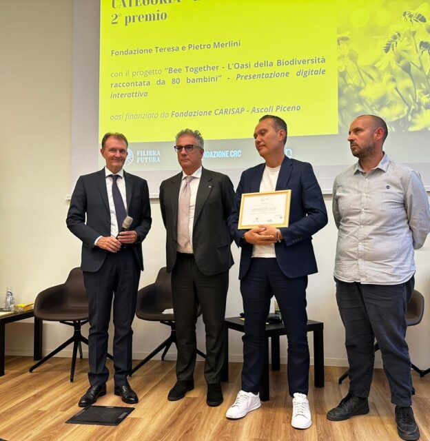 L’Oasi Merlini vola in alto: secondo premio al contest nazionale “+Api”