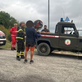 Perde l’orientamento in montagna, rintracciato e portato in salvo dai Vigili del fuoco