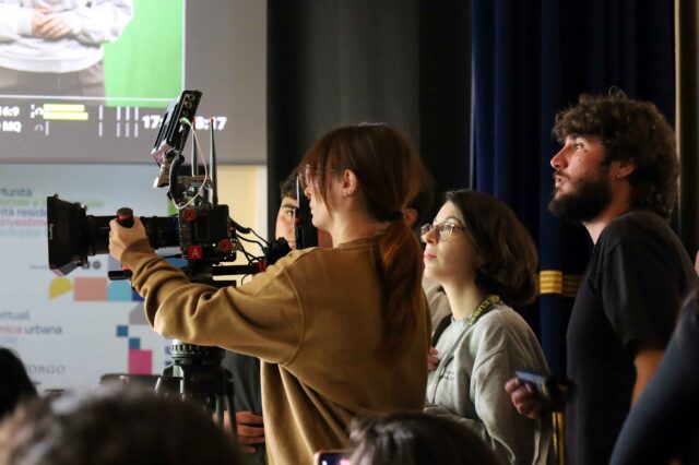 Partecipazione e grande entusiasmo per il primo weekend di lezioni della Metroborgo Film Academy Partecipazione e grande entusiasmo per il primo weekend di lezioni della Metroborgo Film Academy
