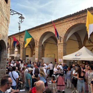 A Sarnano torna la festa del Ciauscolo Igp e del salame spalmabile