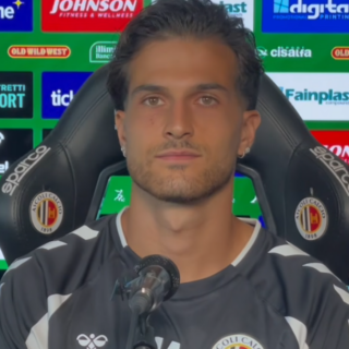 Oliveri in conferenza: «Sto benissimo, questa sosta mi porterà al 110%. Ascoli? Un clima di passione unico»