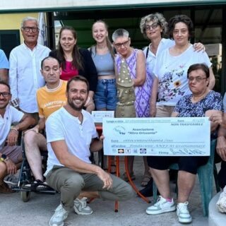 Arte e solidarietà per l’Anffas: donati 870 euro alla Fondazione