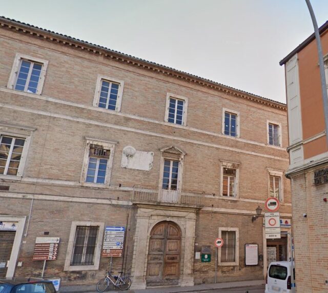 Ex Municipio, via libera al progetto da 4,7 milioni: San Benedetto recupera il simbolo storico ferito dal sisma Ex Municipio, via libera al progetto da 4,7 milioni: San Benedetto recupera il simbolo storico ferito dal sisma