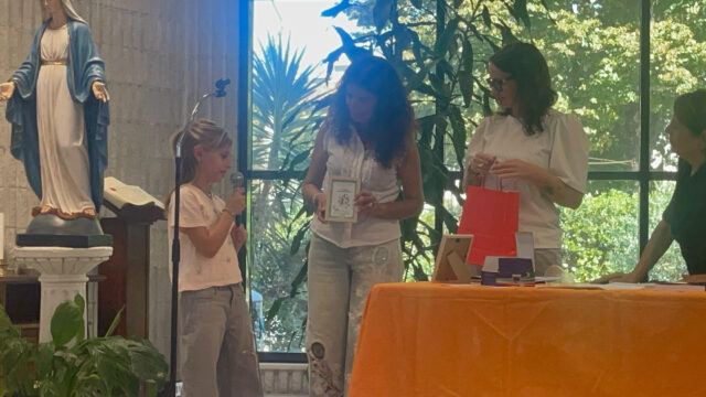 Elettra Bruni, a 8 anni conquista il premio letterario “La Botteguccia delle Favole” Elettra Bruni, a 8 anni conquista il premio letterario “La Botteguccia delle Favole”