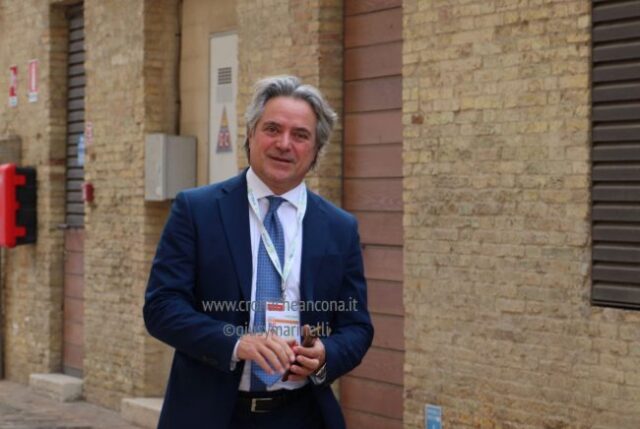 Inchiesta “Ricostruzione”, Pistarelli e Crucianelli si avvalgono della facoltà di non rispondere Inchiesta “Ricostruzione”, Pistarelli e Crucianelli si avvalgono della facoltà di non rispondere